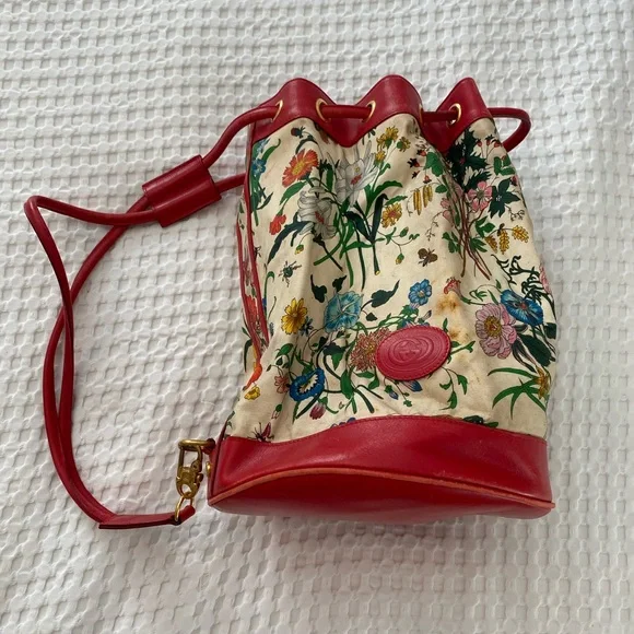 Bucket Bag Gucci Silk Bag Kaleidoscope Gucci Psychedelic Bucket Bag Gucci  Gg Psychedelic